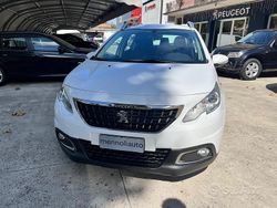 Bianco Usata 2016 Peugeot 2008 Active SUV | 9400 € (Buon prezzo)