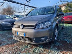 Grigio Usata 2011 VW Touran Comfortline Monovolume | 6450 € (Buon prezzo)