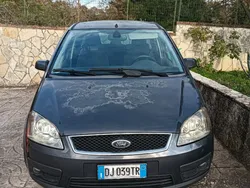 Usata 2005 Ford C-MAX Monovolume | 1000 €