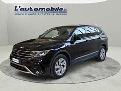 Nero Usata 2022 VW Tiguan Allspace Elegance SUV | 31.900 € (Buon prezzo)