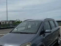 Usata 2005 Opel Zafira Monovolume | 2600 € (Cara)