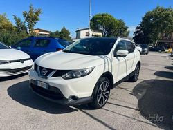 Bianco Usata 2014 Nissan Qashqai Tekna SUV | 9950 € (Cara)