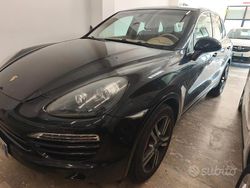 Nero Usata 2012 Porsche Cayenne SUV | 18.800 € (Buon prezzo)