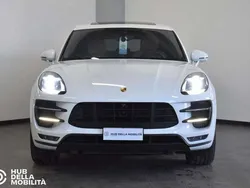Bianco Usata 2018 Porsche Macan Turbo Performance Package SUV | 37.900 € (Buon prezzo)