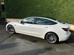 Usata 2021 Tesla Model 3 Long Range Tre volumi | 35.000 € (Molto cara)