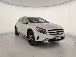 Bianco Usata 2016 Mercedes GLA200 Premium SUV | 17.300 € (Buon prezzo)