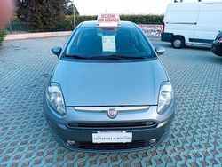 Grigio Usata 2010 Fiat Punto Evo Dynamic Due volumi | 2700 € (Buon prezzo)