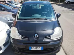 Nero Usata 2009 Renault Modus Dynamique Monovolume | 3800 € (Buon prezzo)