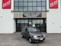Grigio Usata 2011 Fiat Panda Dynamic Due volumi | 4900 € (Buon prezzo)