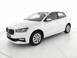 Bianco lunare Usata 2024 Skoda Fabia Selection Due volumi | 15.400 € (Buon prezzo)