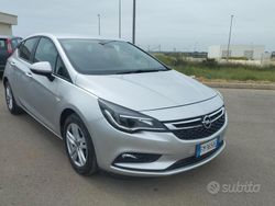 Argento Usata 2017 Opel Astra Innovation Tre volumi | 9500 € (Buon prezzo)