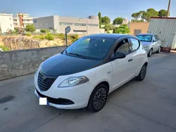 Bianco Usata 2013 Lancia Ypsilon S Due volumi | 7500 € (Buon prezzo)