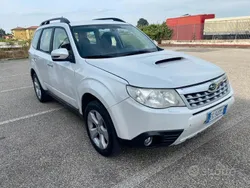 Bianco Usata 2011 Subaru Forester Trend SUV | 3999 € (Super prezzo)