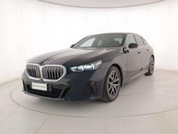 Usata 2024 BMW 520 Comfort Edition Tre volumi | 53.400 € (Buon prezzo)