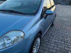 Usata 2009 Fiat Grande Punto Due volumi | 2100 € (Super prezzo)