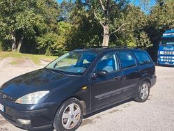 Nero Usata 2004 Ford Focus Tre volumi | 1000 € (Ottimo prezzo)