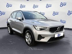 Argento Usata 2023 Volvo XC40 SUV | 24.990 € (Buon prezzo)