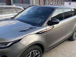 Usata 2019 Land Rover Range Rover evoque HSE SUV | 27.000 € (Cara)