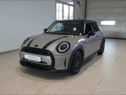 Grigio Usata 2022 Mini Cooper Business Due volumi | 23.750 € (Buon prezzo)