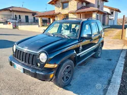 Nero Usata 2006 Jeep Cherokee Sport SUV | 5100 € (Buon prezzo)