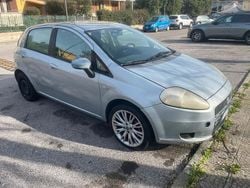 Grigio Usata 2006 Fiat Grande Punto Emotion Due volumi | 599 € (Super prezzo)