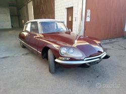 Rosso Usata 1970 Citroën DS Tre volumi | 16.000 €