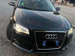 Usata 2012 Audi A3 Ambiente Tre volumi | 7200 € (Buon prezzo)