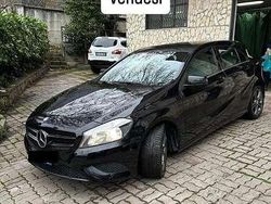 Nero Usata 2013 Mercedes A180 Tre volumi | 8500 € (Buon prezzo)