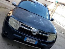 Nero Usata 2011 Dacia Duster Tre volumi | 3000 € (Buon prezzo)