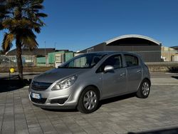 Argento Usata 2008 Opel Corsa Tre volumi | 4900 € (Molto cara)