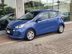 Blu/azzurro Usata 2017 Hyundai i10 Comfort Due volumi | 7250 € (Buon prezzo)