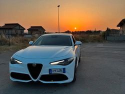 Bianco Usata 2018 Alfa Romeo Giulia Business Tre volumi | 19.000 € (Buon prezzo)