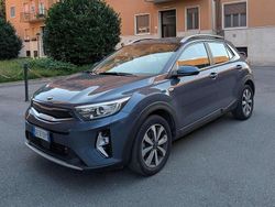 Blu/azzurro Usata 2021 Kia Stonic Style SUV | 14.900 € (Buon prezzo)