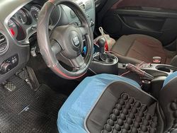 Nero Usata 2007 Seat Leon Tre volumi | 2600 €