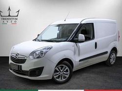 Bianco Usata 2016 Opel Combo Monovolume | 8606 € (Buon prezzo)