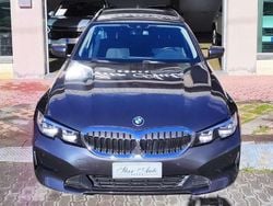 Mineral grey Usata 2021 BMW 318 Advantage Station wagon | 18.900 € (Ottimo prezzo)