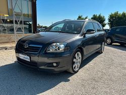 Grigio Usata 2007 Toyota Avensis Station wagon | 3990 € (Buon prezzo)