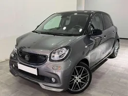 Grigio Usata 2017 Smart ForFour Brabus Xclusive Tre volumi | 16.990 € (Buon prezzo)