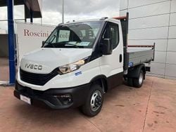 Bianco Nuova 2025 Iveco Daily Furgone | 45.000 € (Buon prezzo)