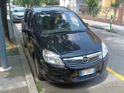 Usata 2008 Opel Zafira Monovolume | 2800 € (Cara)