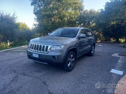 Grigio Usata 2011 Jeep Grand Cherokee Overland SUV | 12.000 € (Cara)