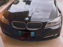 Nero Usata 2012 BMW 320 Tre volumi | 7500 €