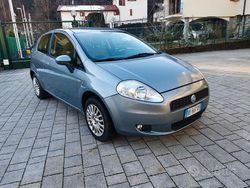 Grigio Usata 2007 Fiat Grande Punto Due volumi | 1750 € (Ottimo prezzo)