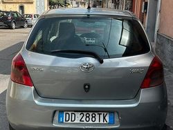 Grigio Usata 2006 Toyota Yaris Due volumi | 1500 € (Super prezzo)