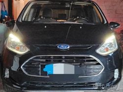 Nero Usata 2014 Ford B-MAX Monovolume | 6500 €