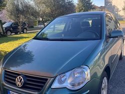 Usata 2005 VW Polo Tre volumi | 4000 € (Buon prezzo)
