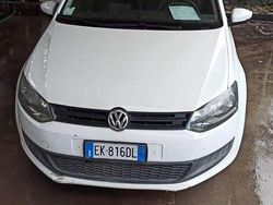 Bianco Usata 2011 VW Polo Trendline Tre volumi | 5900 € (Buon prezzo)
