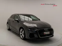 Grigio daytona Usata 2024 Audi A3 Ambiente Due volumi | 35.900 € (Buon prezzo)