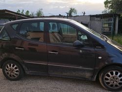 Nero Usata 2001 Mercedes A160 Tre volumi | 1100 € (Buon prezzo)