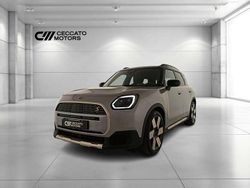 Melting silver iii Usata 2024 Mini Cooper S Countryman Favoured SUV | 42.300 €